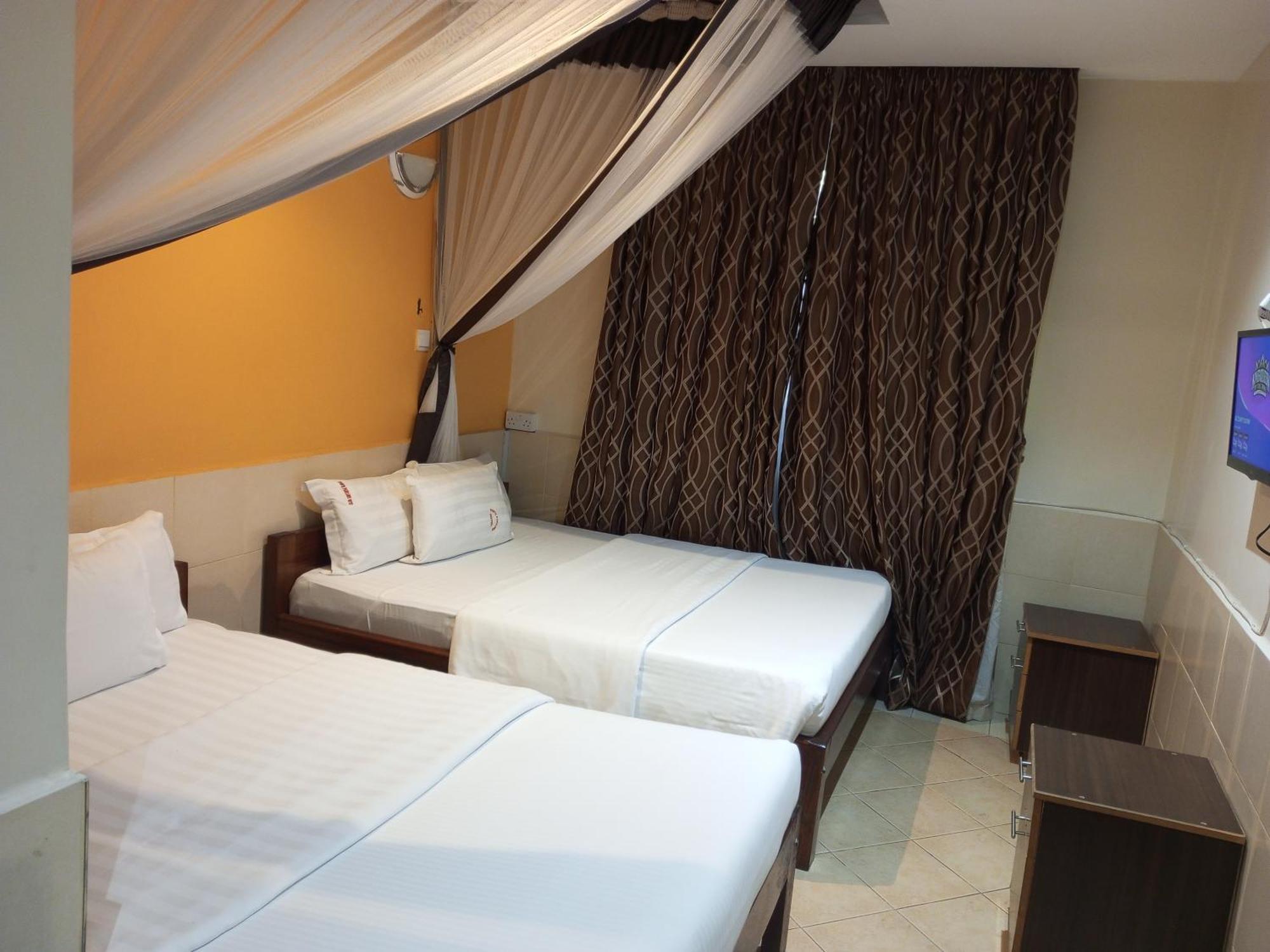 Fourth Parklands Hotel Nairobi Exterior photo